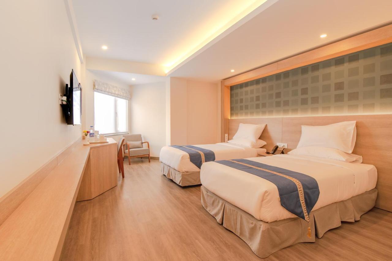 Mila Hotel Катманду Екстер'єр фото