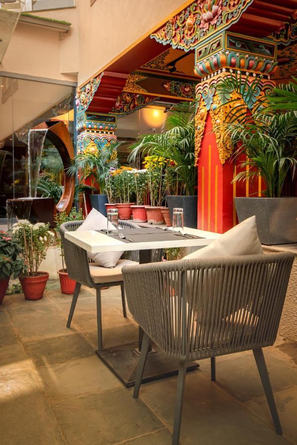 Mila Hotel Катманду Екстер'єр фото