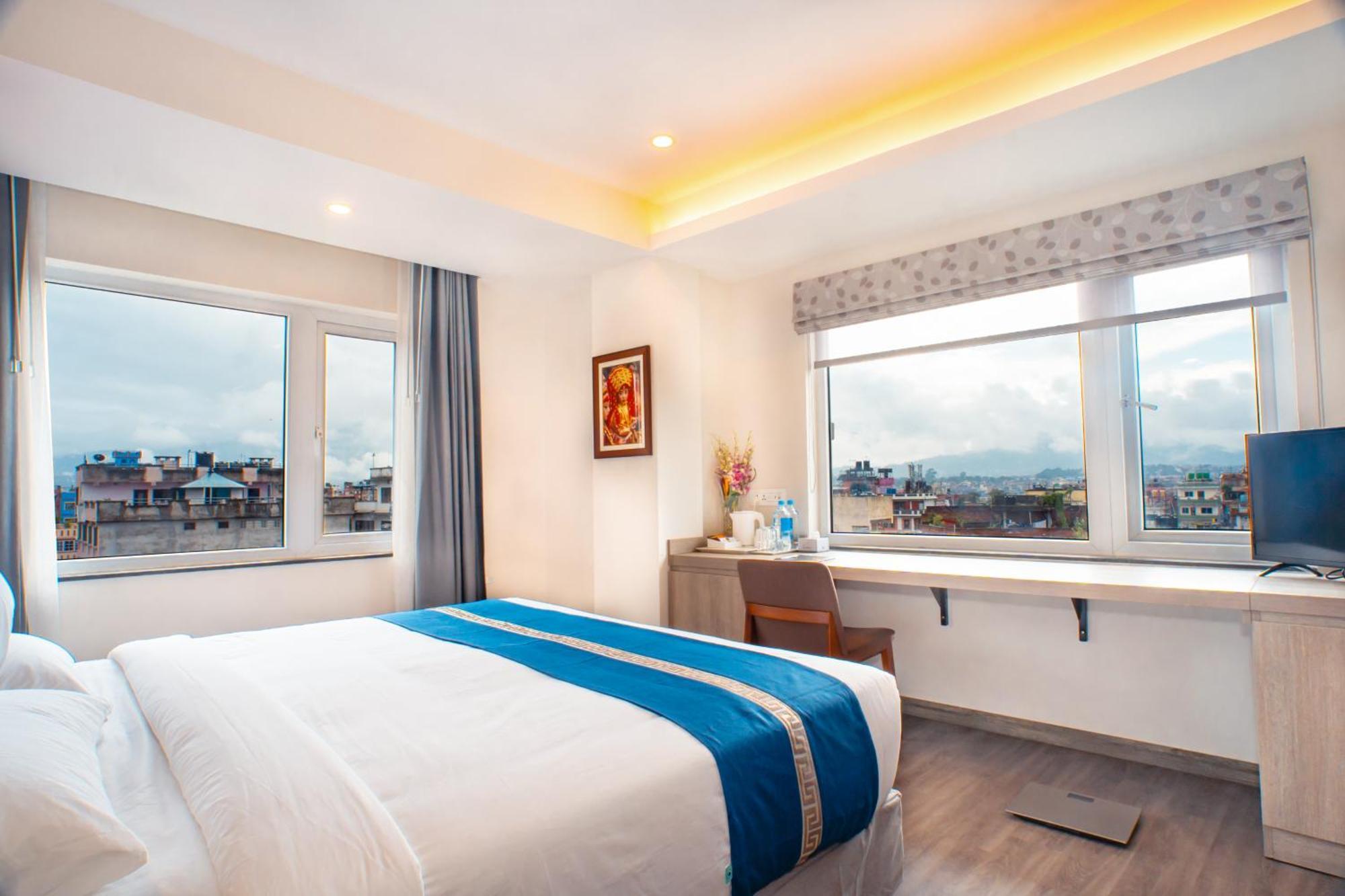 Mila Hotel Катманду Екстер'єр фото