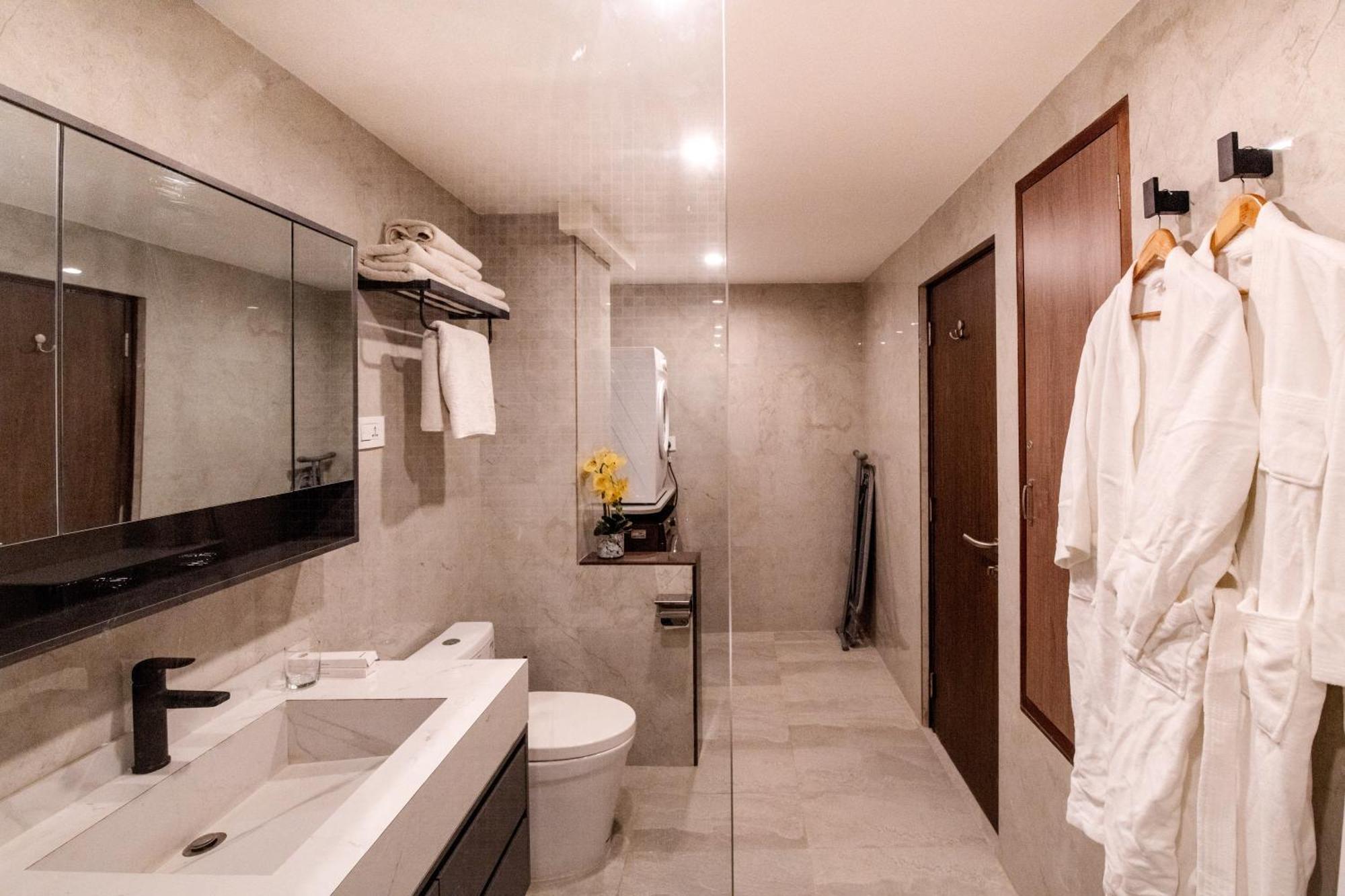 Mila Hotel Катманду Екстер'єр фото